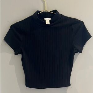 Bozzolo BlackMock Neck Crop Top